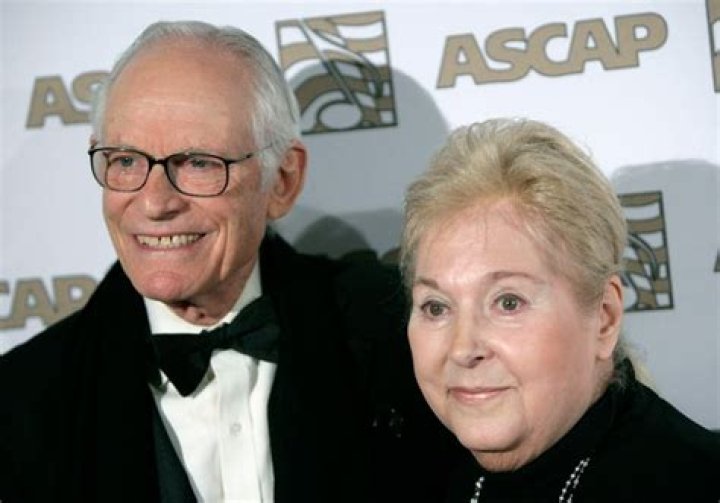 Alan Bergman net worth: Age, height, wife, daughter, top songs, Instagram 1 Alan and Marilyn Bergman
