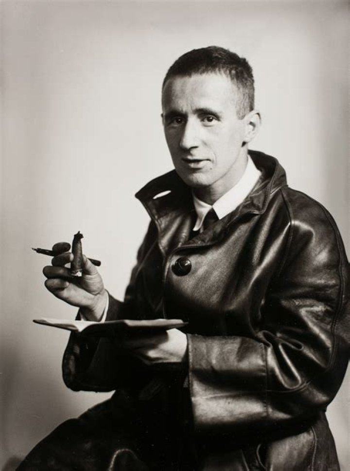 Bertolt Brecht Bertolt Brecht