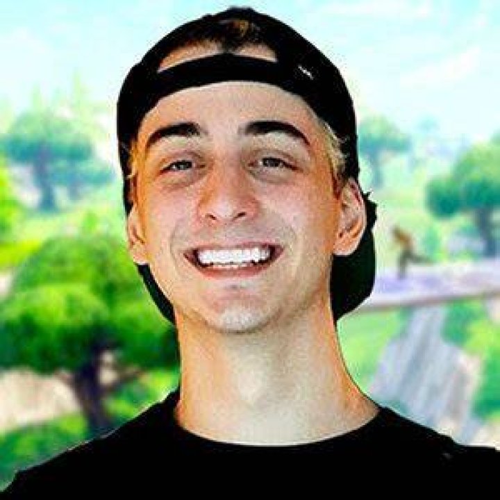 Cloakzy Biography
