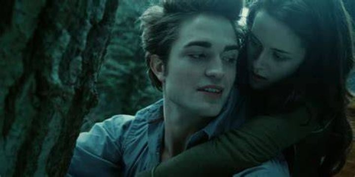 Edward holding his hands together and facing down enemy