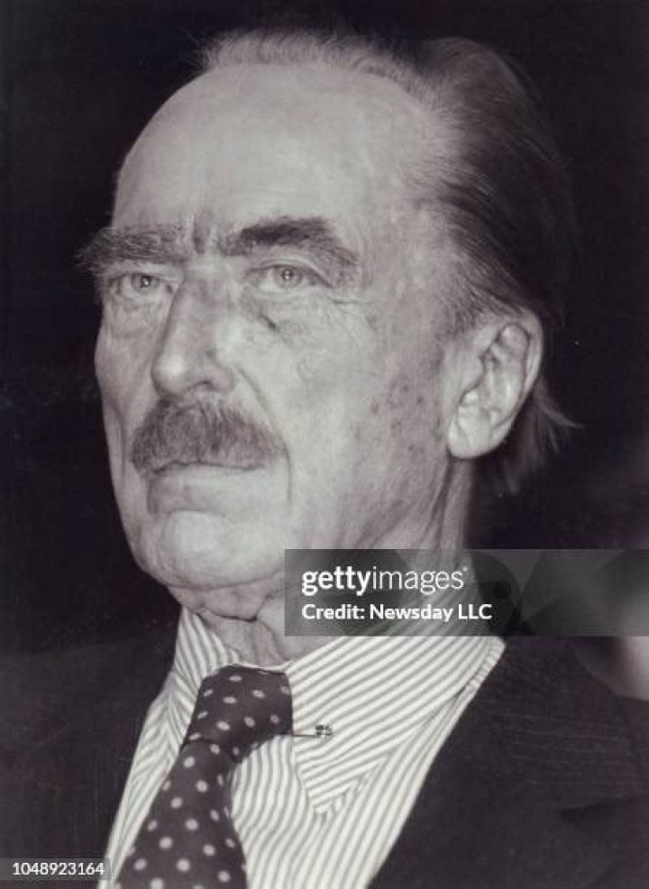 Fred Trump Biography