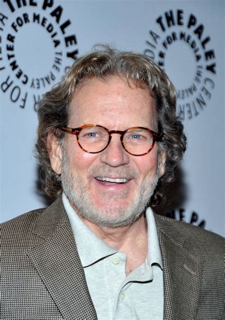 Robert Foxworth Robert Foxworth