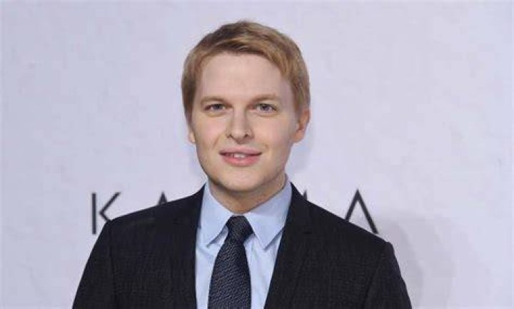 Ronan Farrow Biography