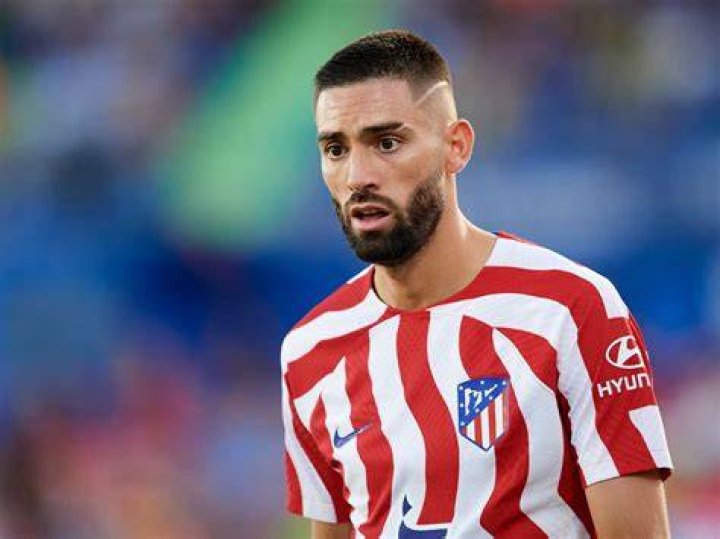 Yannick Carrasco Yannick Carrasco